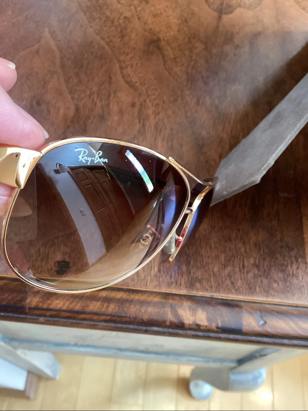 Ray-Ban Arista Gold Frame Brown Gradient Aviator Sunglasses - Ray-Ban RB3386 - Picture 3 of 16